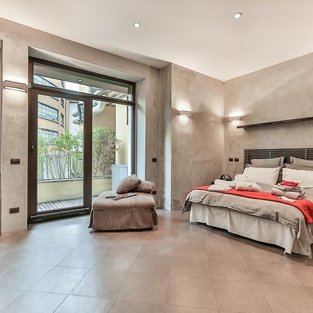San Babila Suite Милано Екстериор снимка