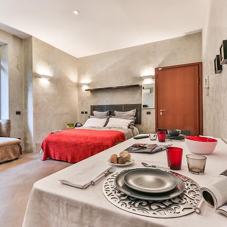 San Babila Suite Милано Екстериор снимка