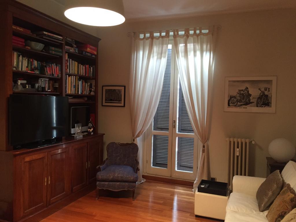 San Babila Suite Милано Екстериор снимка