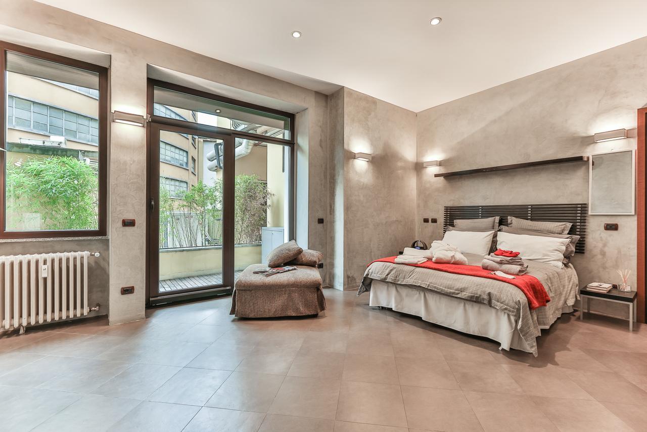 San Babila Suite Милано Екстериор снимка