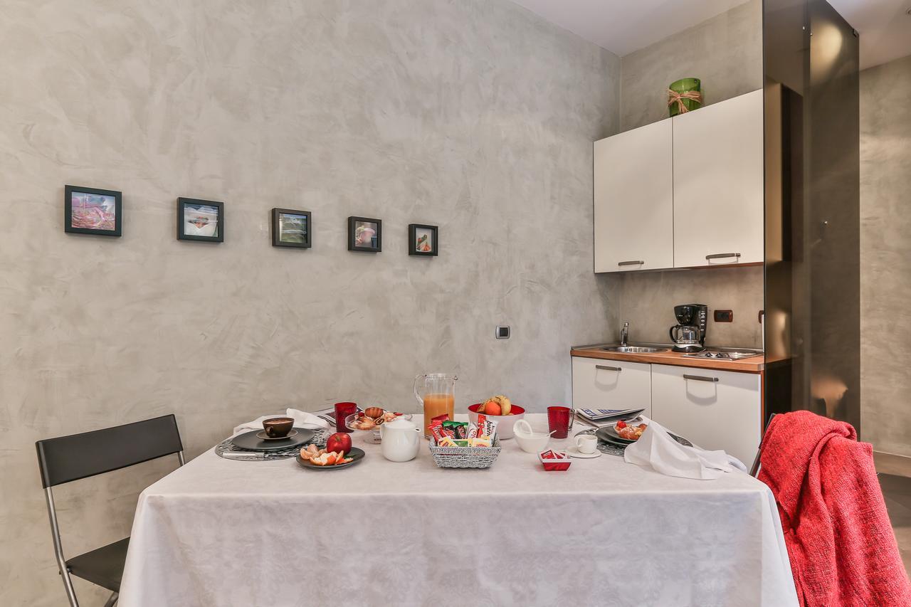 San Babila Suite Милано Екстериор снимка