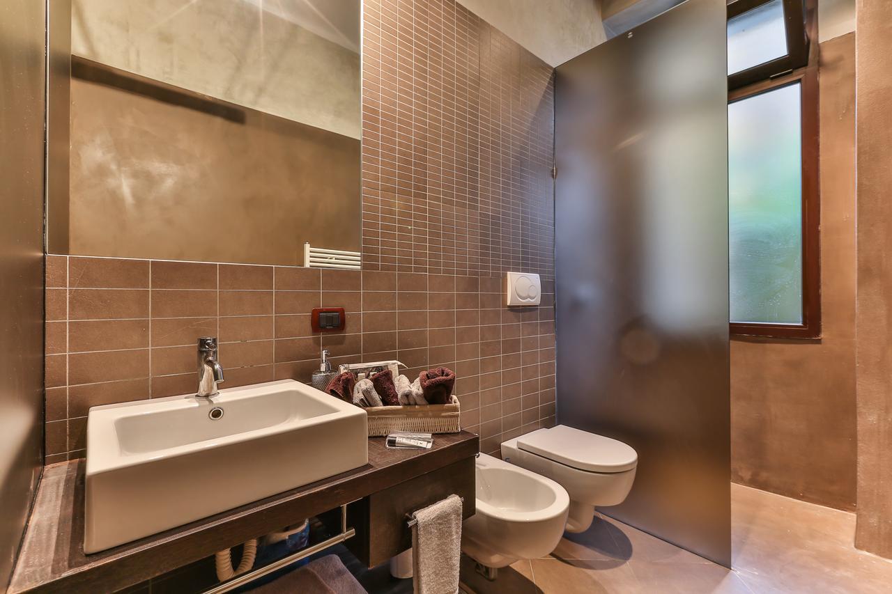San Babila Suite Милано Екстериор снимка