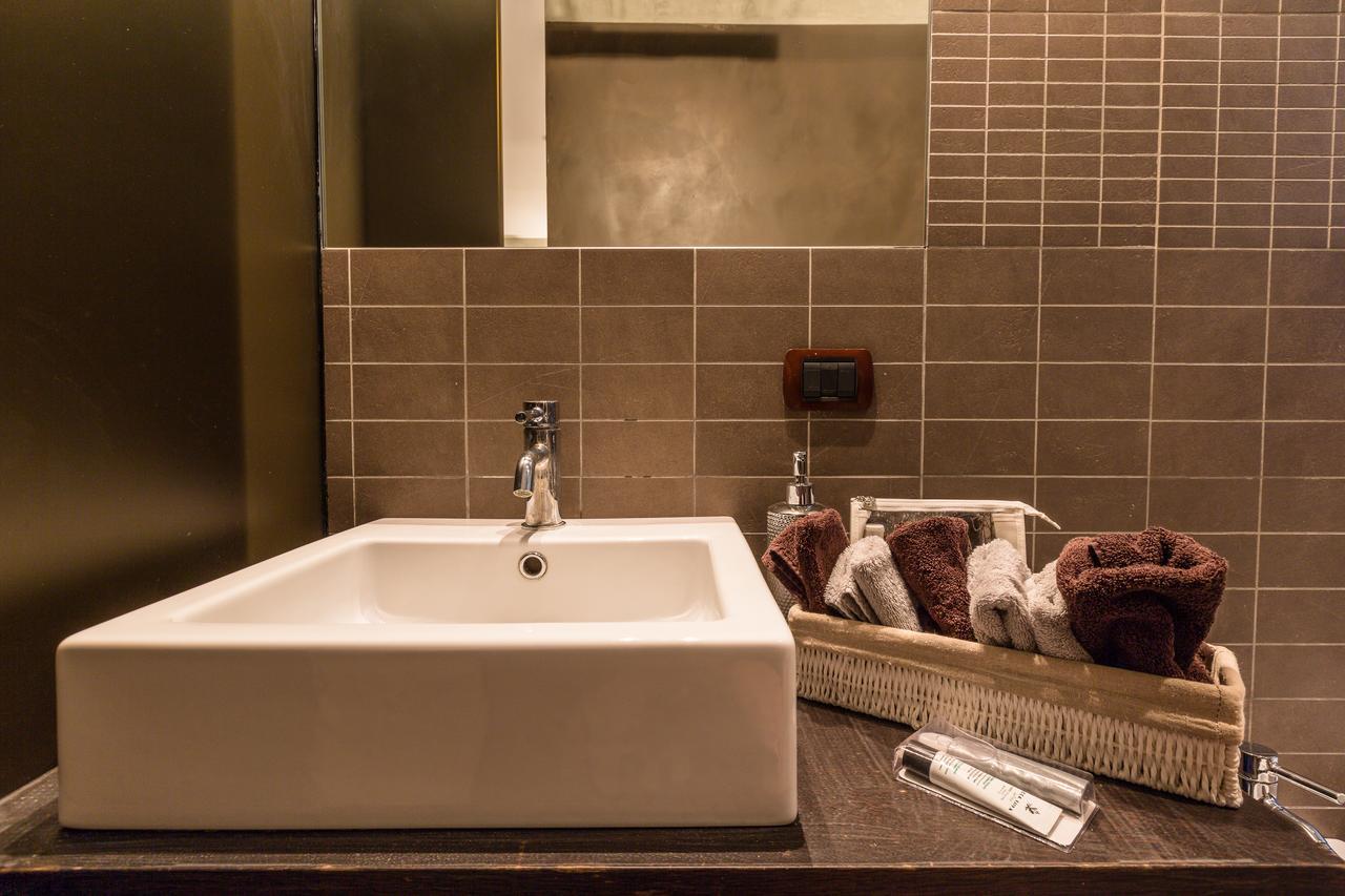 San Babila Suite Милано Екстериор снимка